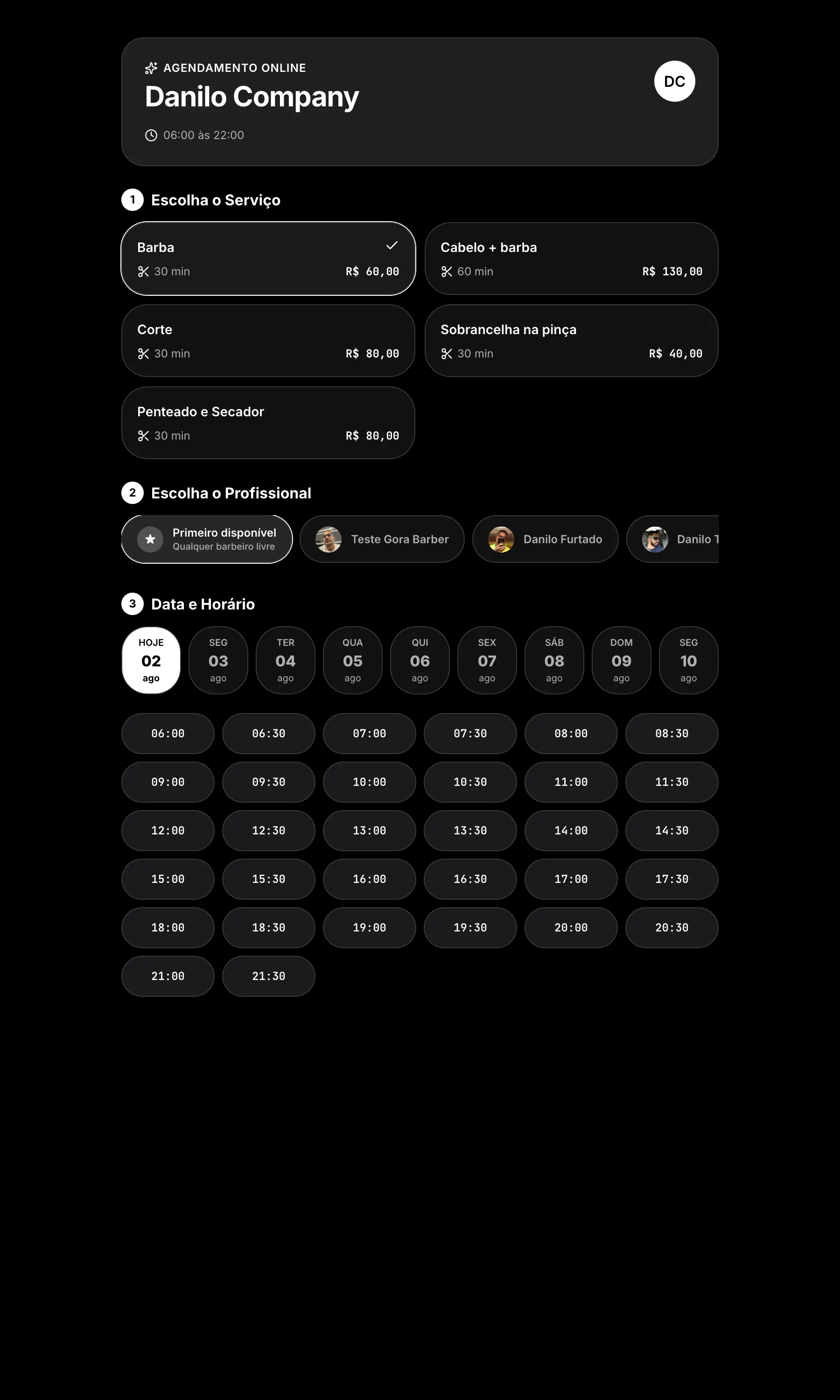 Tela pública de agendamento do AgendaSharp: o cliente escolhe serviço, profissional e horário sem instalar o app